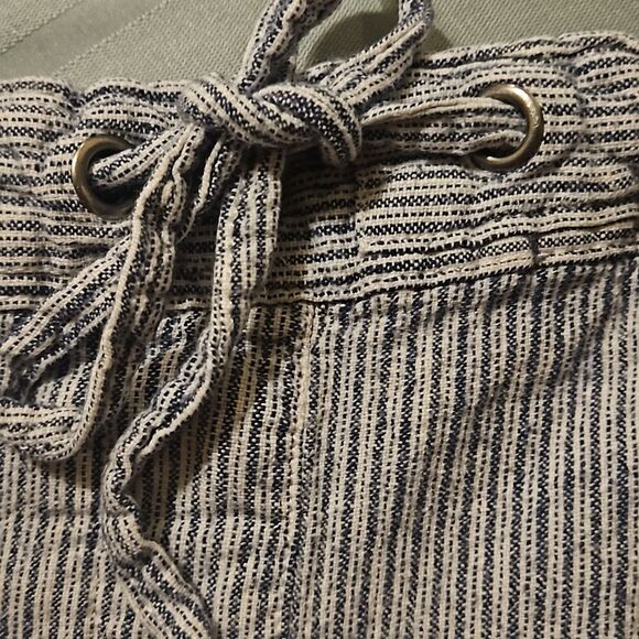 Per Se Striped Linen Blend Shorts Size L Pockets Drawstring & Elastic Waistband - Picture 3 of 7